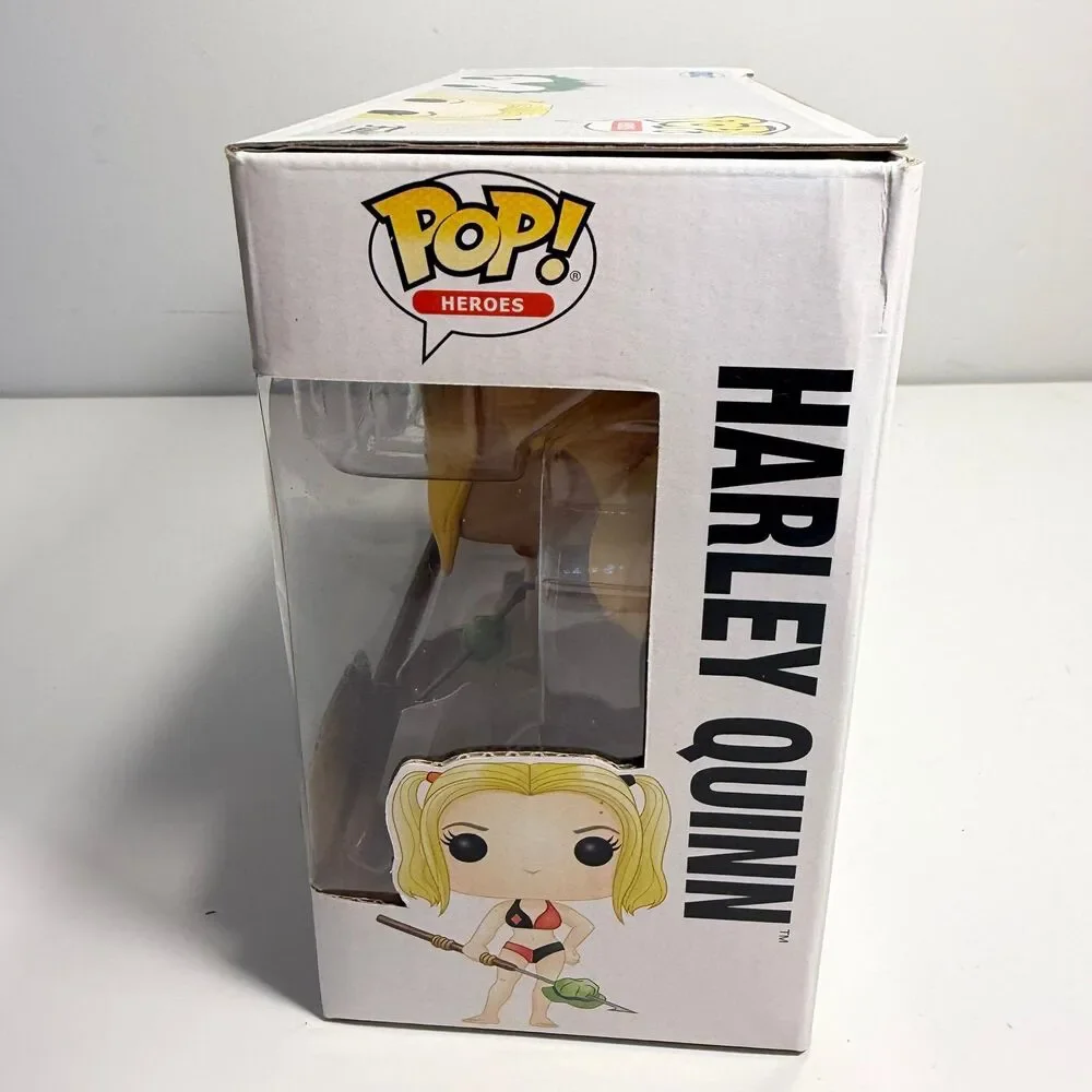 Funko Pop! Vinyl: DC Universe - DC - 2 Pack - Beach Joker & Harley - Hot Topic (